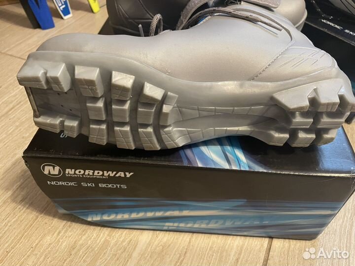 Беговые лыжи, палки, ботинки Nordway