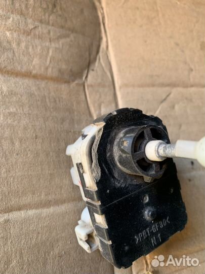 Моторчик корректора фары toyota corolla 150