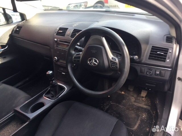Разбор на запчасти Toyota Avensis 3