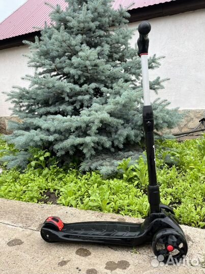 Самокат детский трехколесный