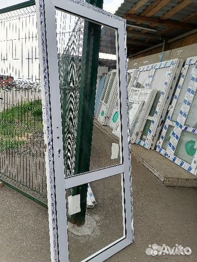 Двери алюминиевые