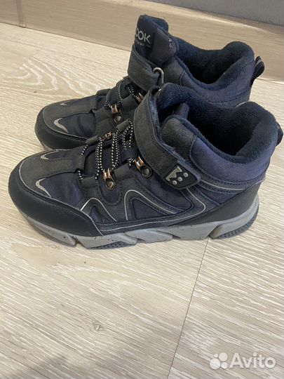 Ботинки демисезонныедля мальчика 33 размер