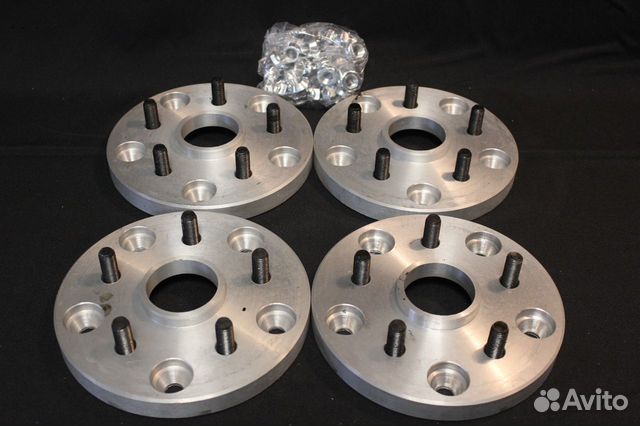 Проставки переход Нива с 5*139,7 на 5*120 (20 мм)