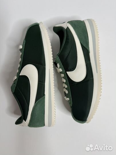 Nike Cortez зеленые оригинал