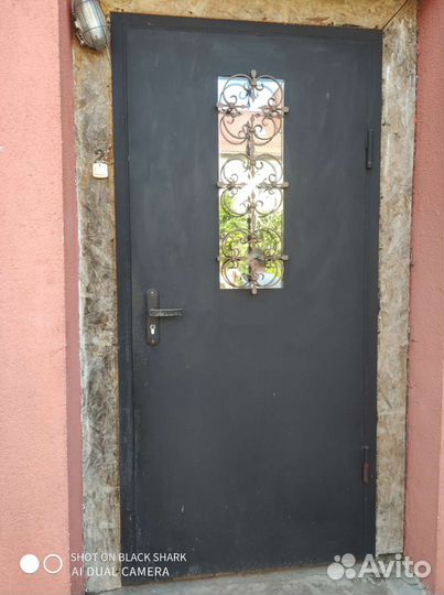 Металлическая дверь бу