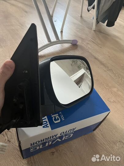 Зеркало правое toyota rav4 xa30