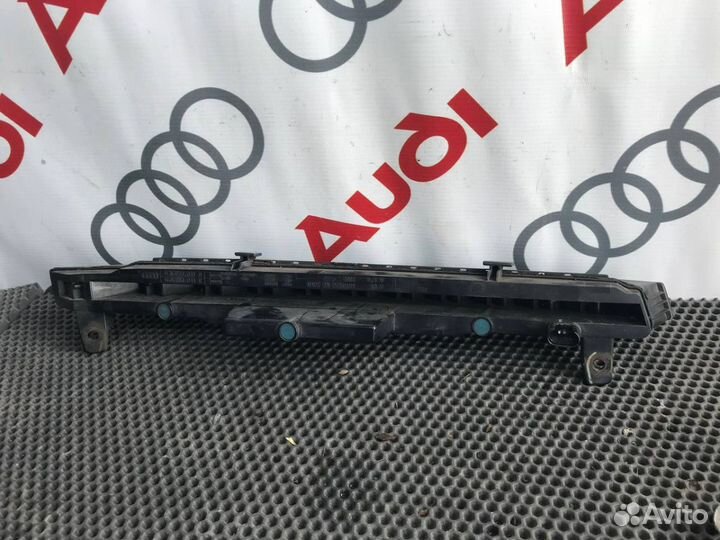 Audi q7 4L дхо, повторитель поворота левый