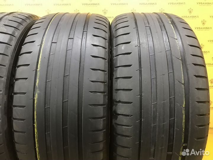 Nokian Tyres Hakka Black 2 SUV 255/50 R19