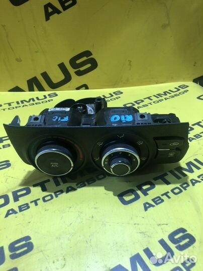 Блок управления печкой Kia Rio 3