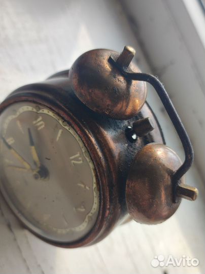 Настольные часы West Germany будильник винтаж