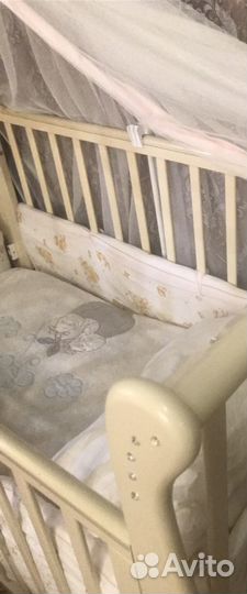 Детская кроватка