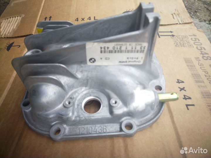 Крышка редуктора bmw e28