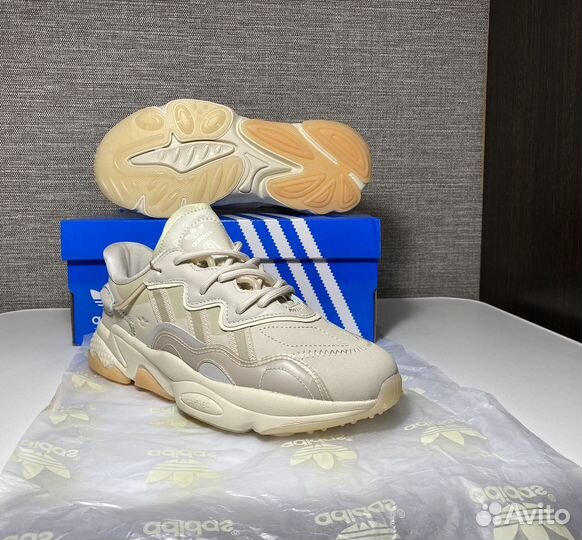 Кроссовки женские adidas Ozwego