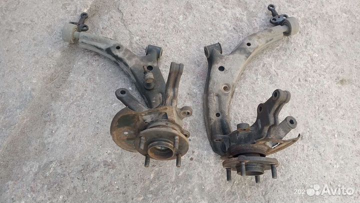 Поворотный кулак на Ниссан Альмера Классик В10