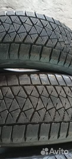 Bridgestone Blizzak DM-V3 235/55 R20