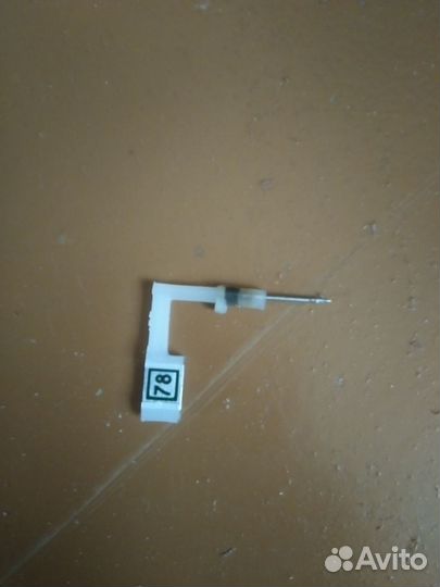 Иглодержатель