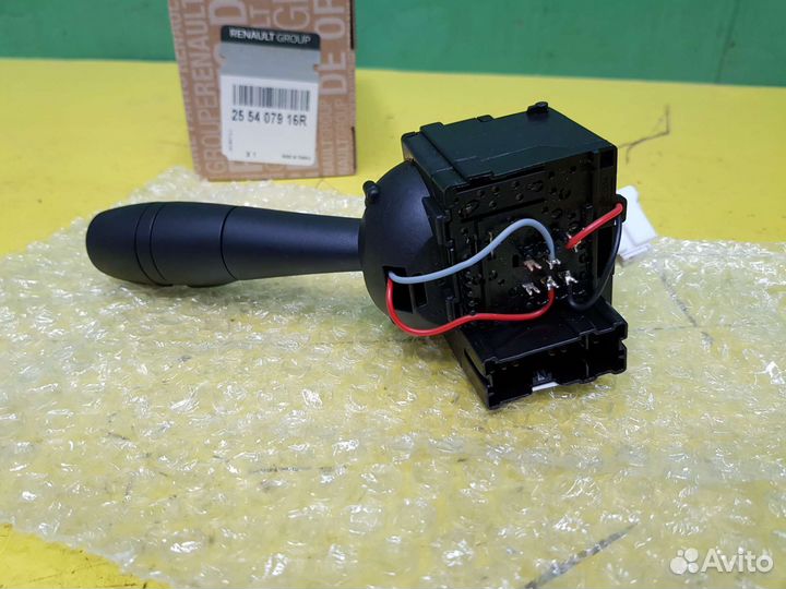Переключатель подрулевой Renault Duster 255407916R