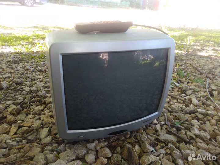 Телевизор toshiba цветной