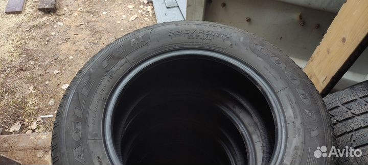 Goodyear Eagle F1 AT 235/65 R17