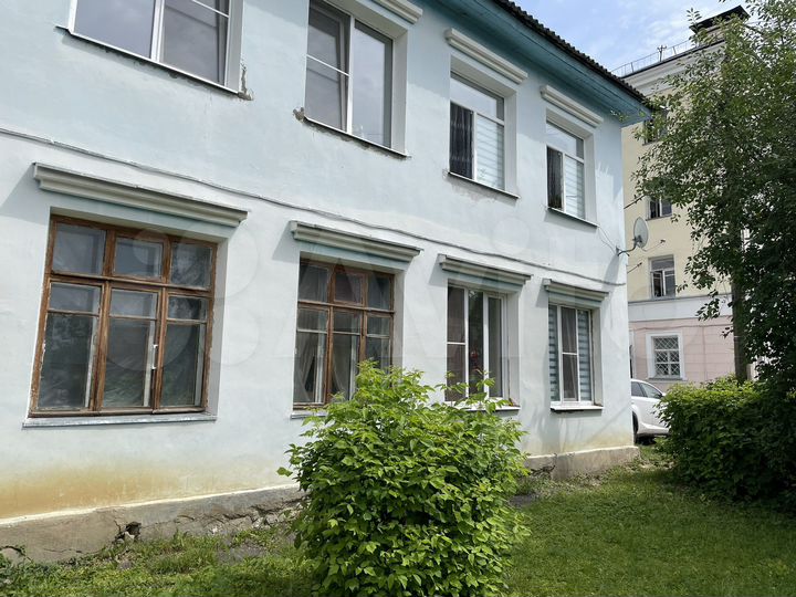 Комната 25,4 м² в 5-к., 2/2 эт.