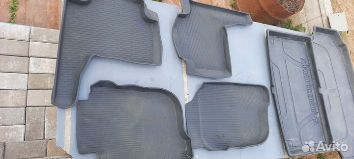 Автомобильные коврики mitsubishi pajero sport 2