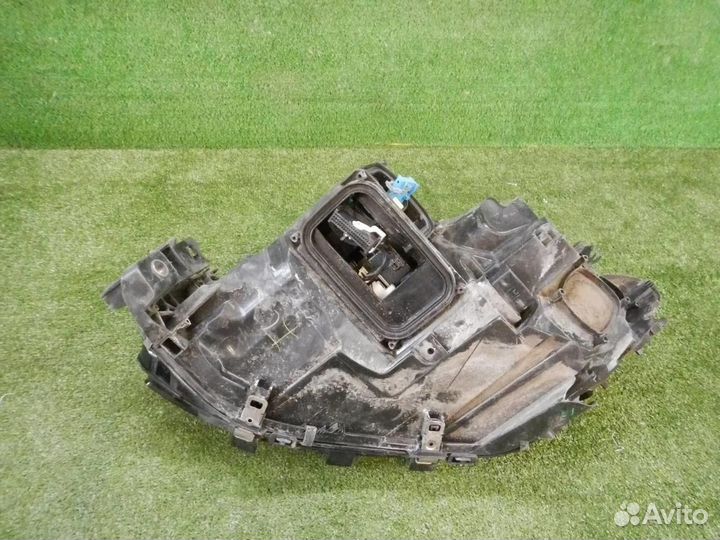 Фара правая Mercedes-Benz GLE