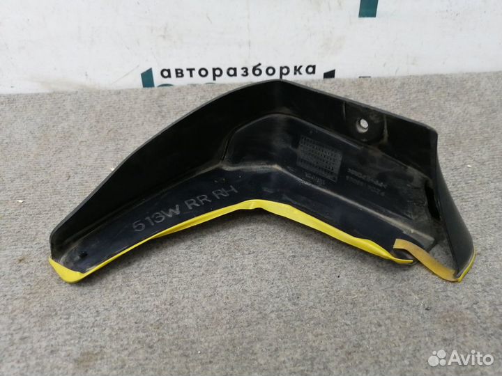 Брызговик задний правый 76625-33120 Toyota Camry