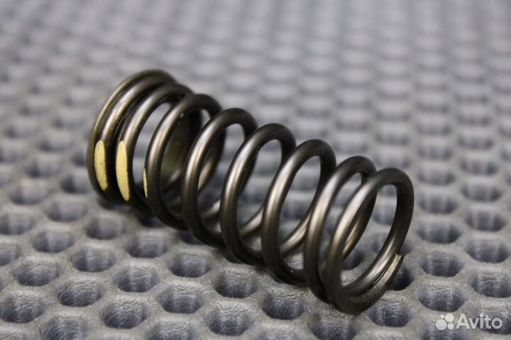 Пружина клапана Nissan Cima GF50 VK45DD