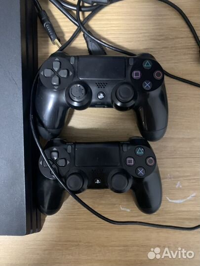 Sony PS4 pro 1tb