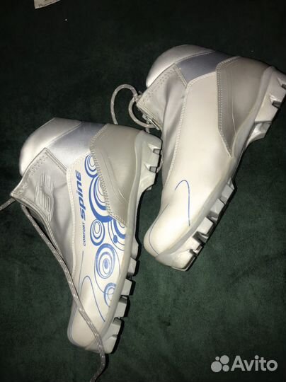 Лыжные ботинки р.39