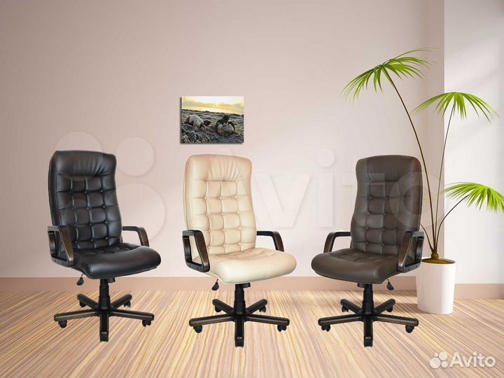 Офисное кресло