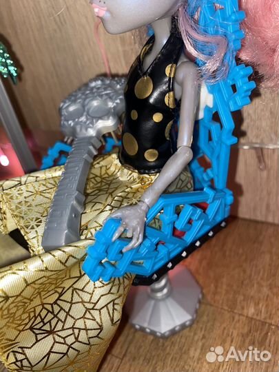 Кукла Монстер Хай Мауседес Кинг