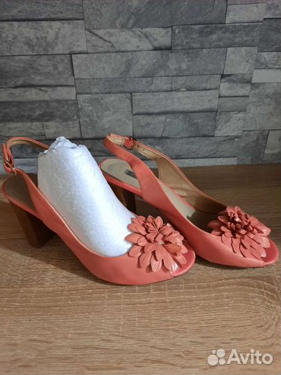 Босоножки женские 36 размер
