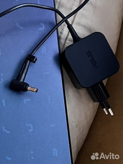 Ноутбук asus