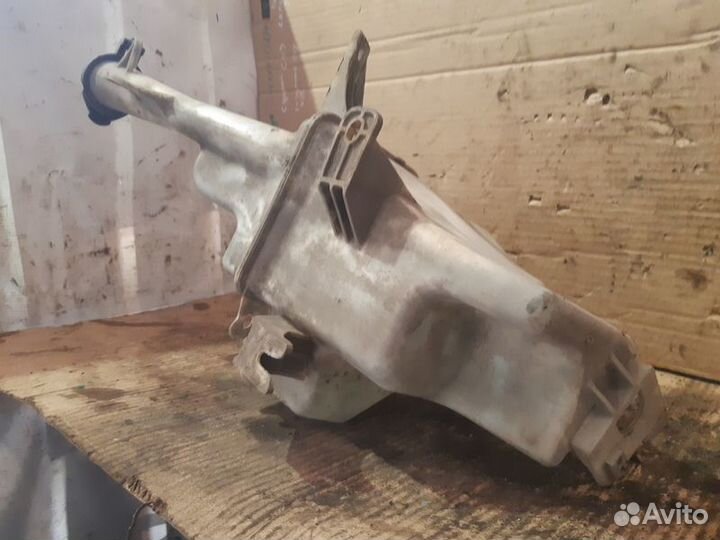 Бачок омывателя Hyundai Solaris