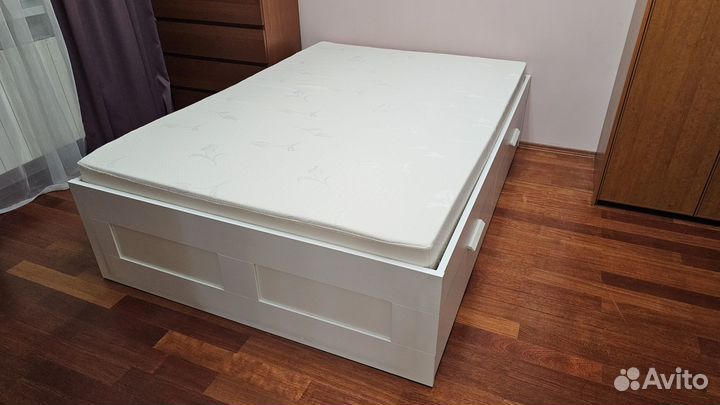 Кровать IKEA dbimnes 200x140 c латексным матрасом