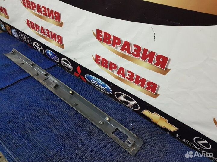 Молдинг крыши правый Honda Stepwgn RF7 K20A 2004