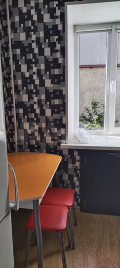 2-к. квартира, 45 м², 4/9 эт.