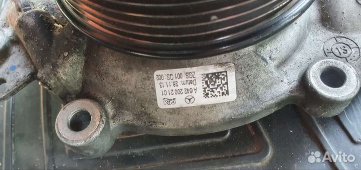 Помпа mercedes ml w166