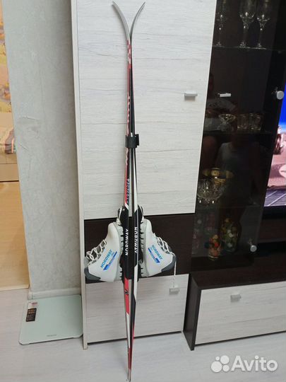 Беговые лыжи