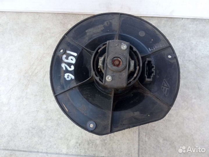 Моторчик печки Ford Galaxy 1 7M0819021