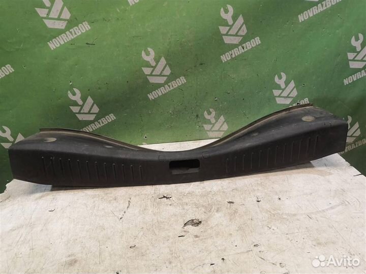 Обшивка багажника Форд Фокус 2