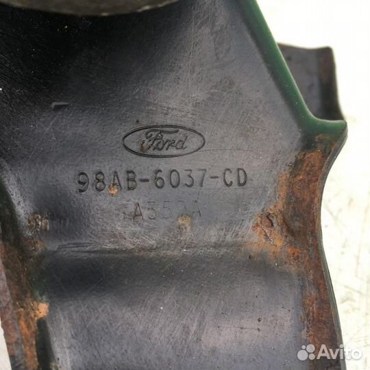 Кронштейн двигателя правый Форд Фокус 1