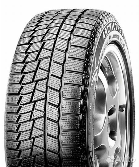 Maxxis SP02 Arctic Trekker 245/45 R18