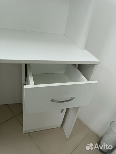 Стойка ресепшн бу