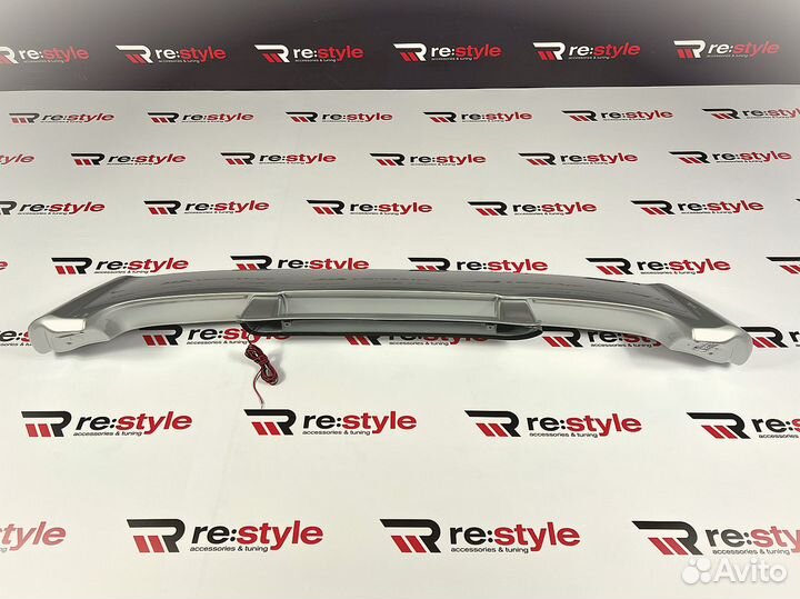 Спойлер Toyota Land Cruiser 100 Стиль 98-04г