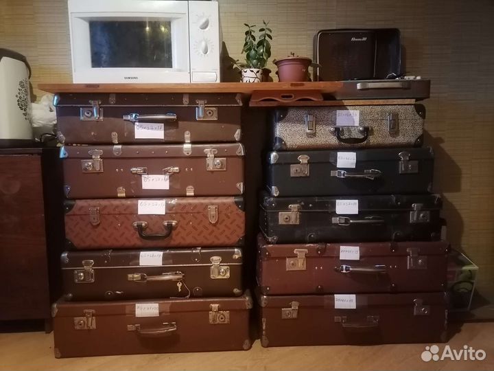 Старинные чемоданы