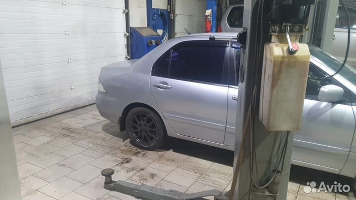 Mitsubishi Lancer 1.6 МТ, 2006, 261 915 км