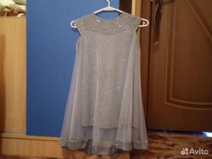 Праздничное блестящее платье