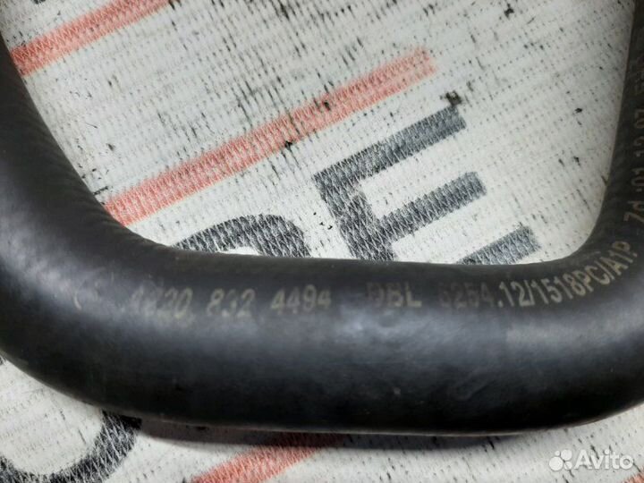 Патрубок расширительного бачка Mercedes-Benz